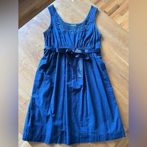 Motherhood Maternity Dress with pretty macrame type detail.